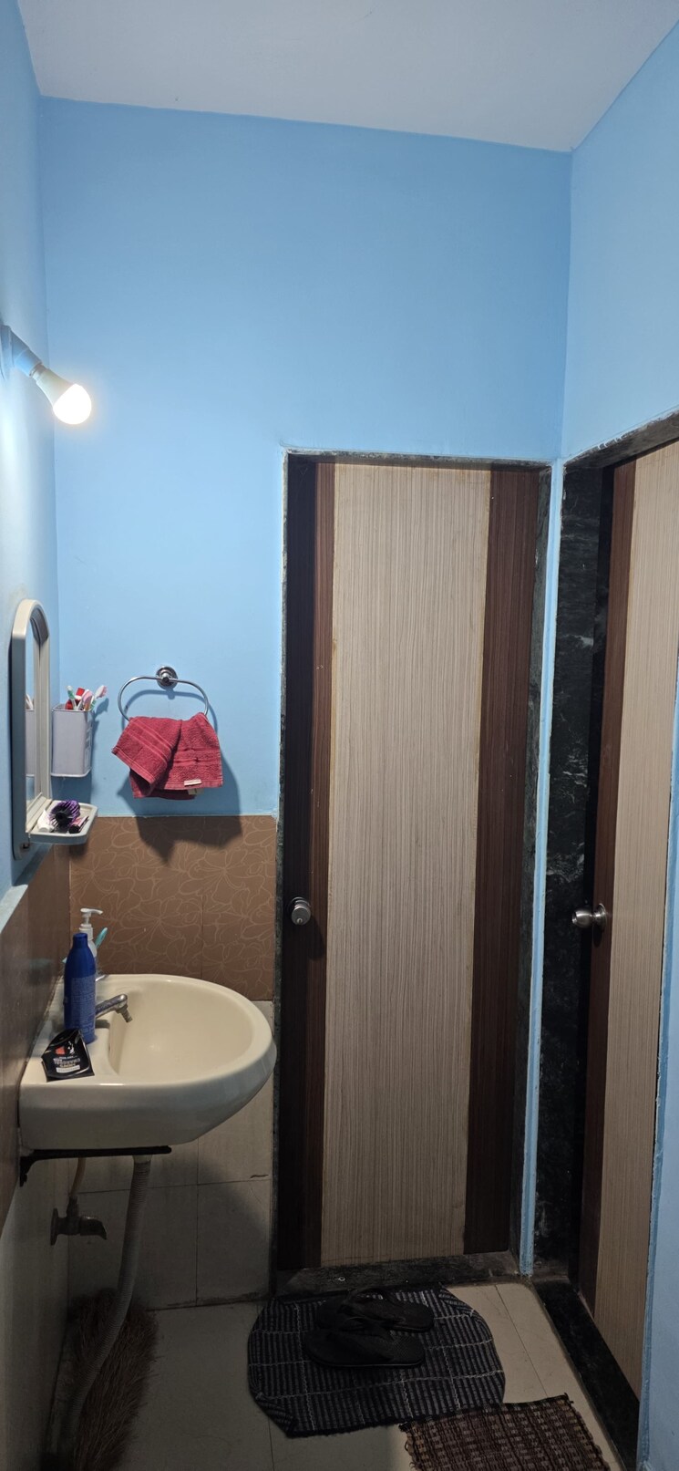 Bathroom, sonigara-vihar-wing-c 2 Bedroom 850 Sq.Ft. Apartment In Kalewadi Pune 9413223