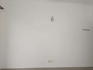 Room in 3.5 BHK Apartment at ATS Advantage, Ahinsa Khand 1 – for Sale