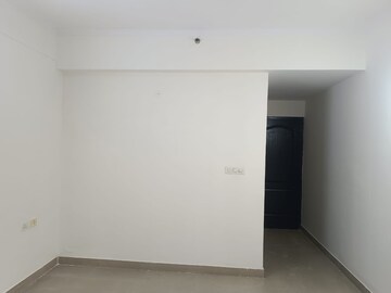 Room in 3.5 BHK Apartment at ATS Advantage, Ahinsa Khand 1 – for Sale