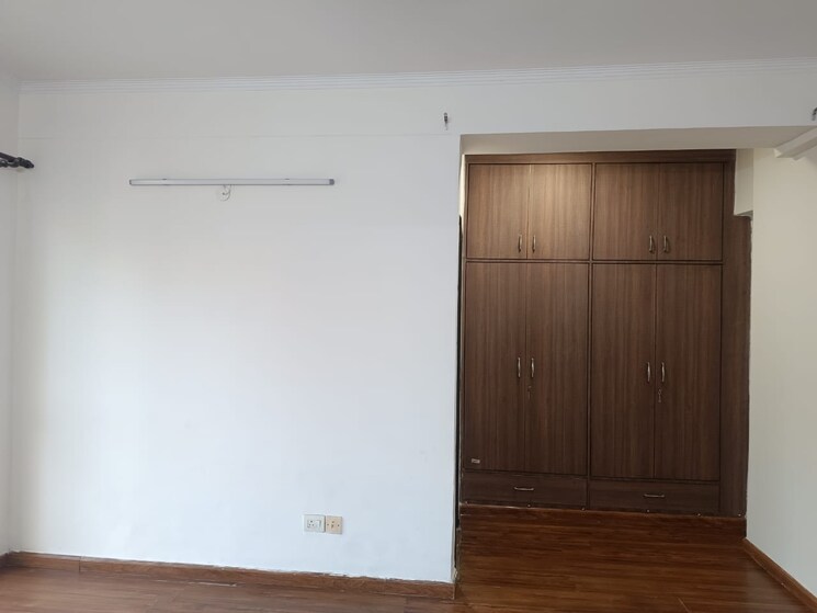Room, ats-advantage 3.5 Bedroom 2140 Sq.Ft. Apartment In Ahinsa Khand 1 Ghaziabad 9413207