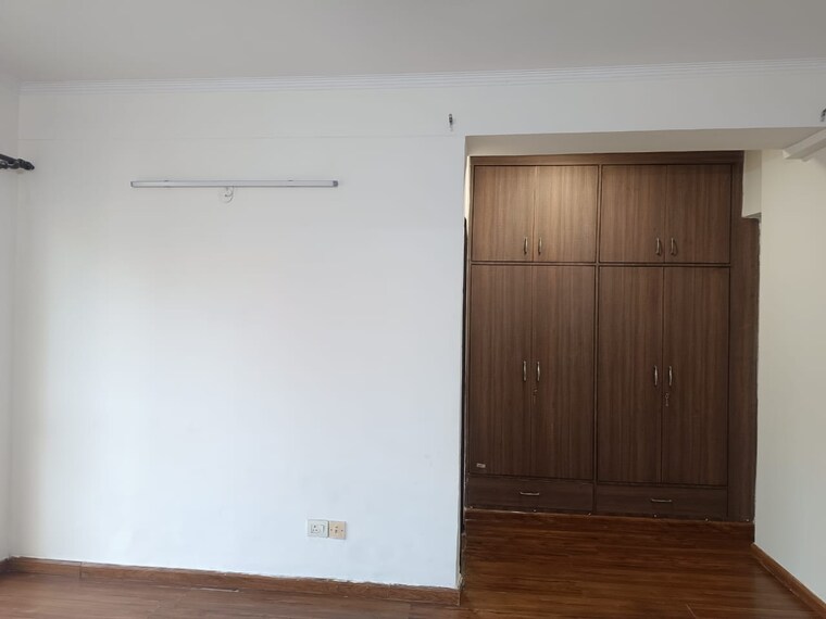 Room, ats-advantage 3.5 Bedroom 2140 Sq.Ft. Apartment In Ahinsa Khand 1 Ghaziabad 9413207