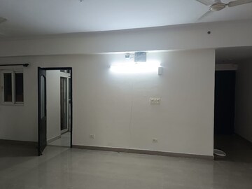 Room in 3.5 BHK Apartment at ATS Advantage, Ahinsa Khand 1 – for Sale