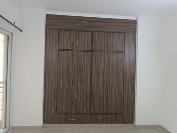 Room in 3.5 BHK Apartment at ATS Advantage, Ahinsa Khand 1 – for Sale