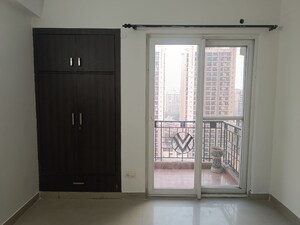 Room in 3.5 BHK Apartment at ATS Advantage, Ahinsa Khand 1 – for Sale