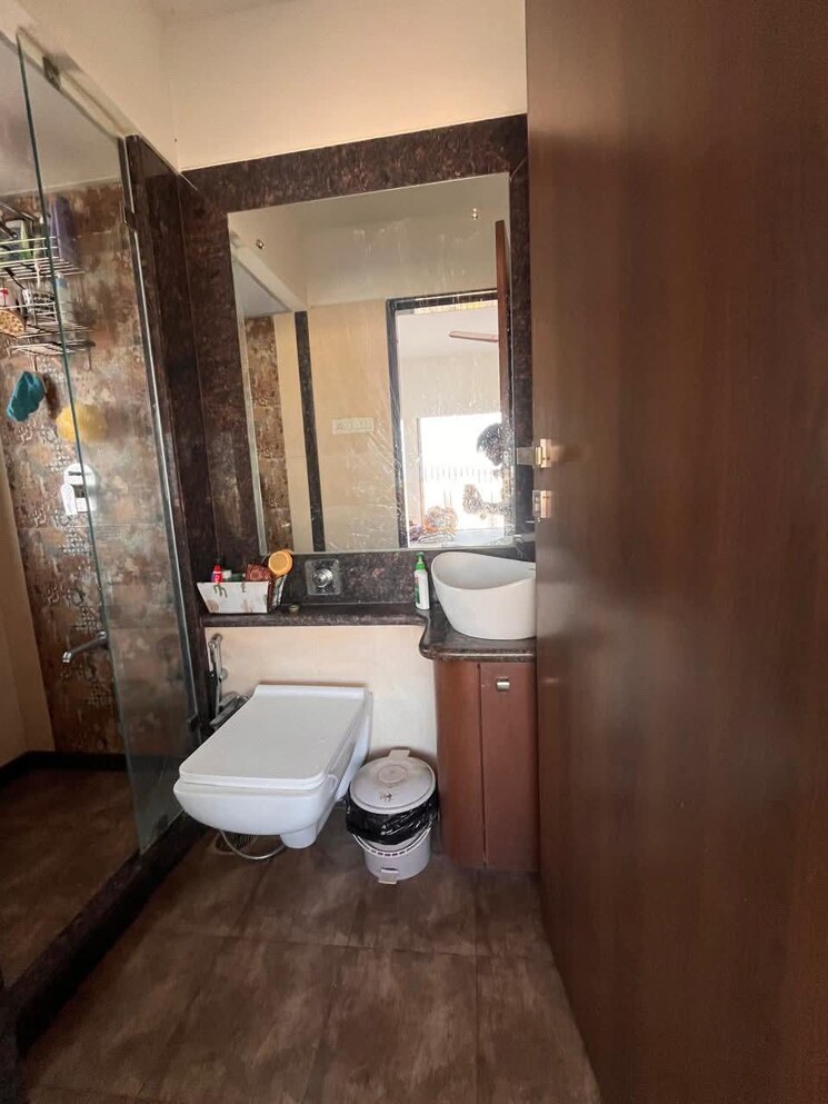 Bathroom, andheri-chs 1 Bedroom 390 Sq.Ft. Apartment In Andheri West Mumbai 9413244