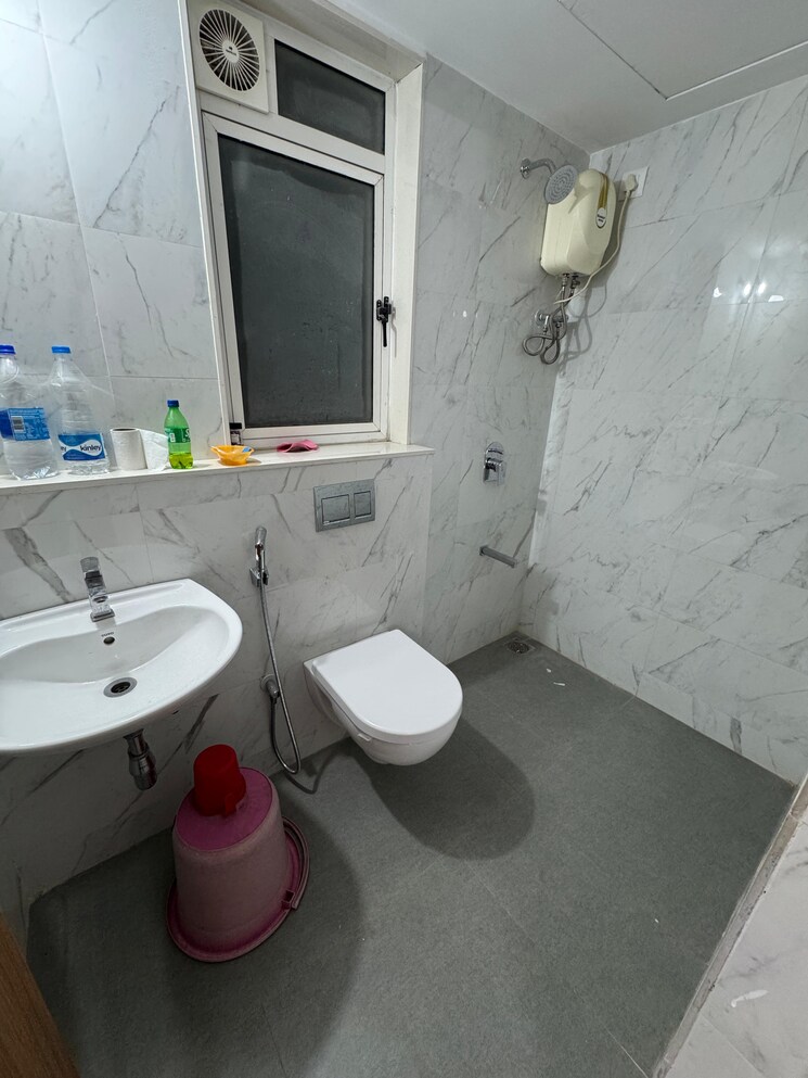 Bathroom, lodha-codename-premier 2 Bedroom 654 Sq.Ft. Apartment In Dombivli East Thane 9413249