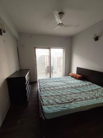 2 BHK Apartment For Rent in Paras Seasons, Sector 168