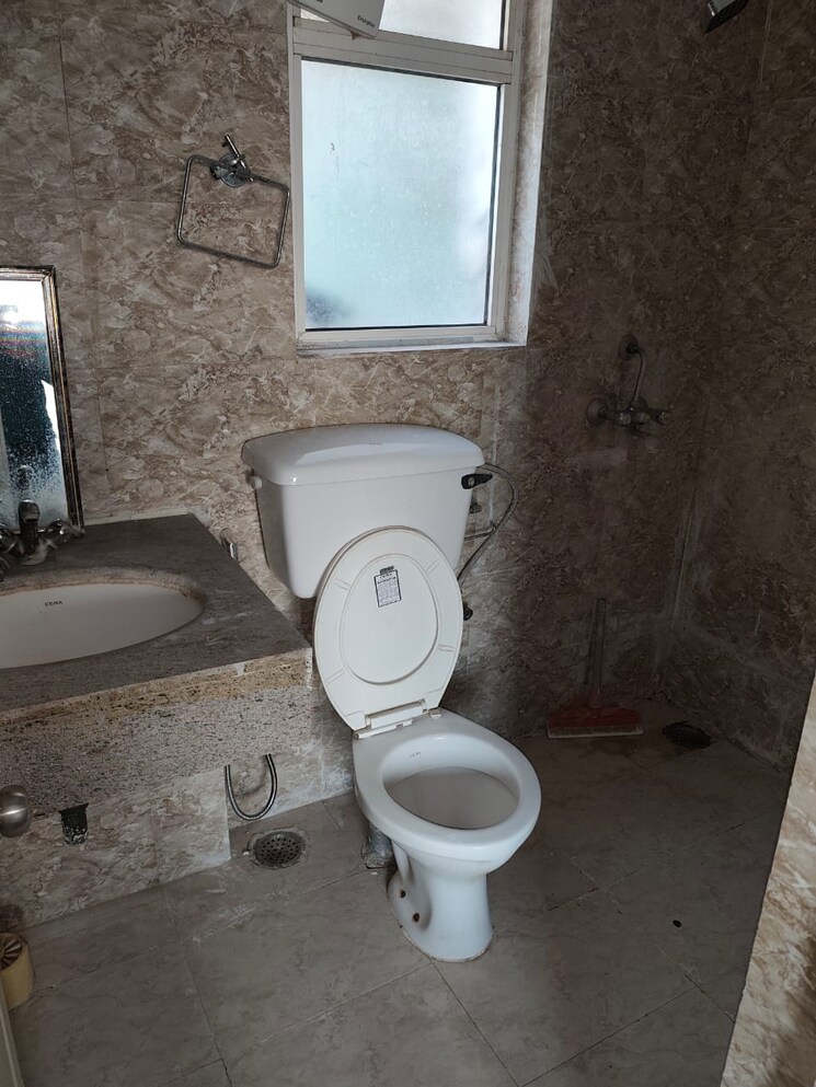 Bathroom, paras-seasons 2 Bedroom 795 Sq.Ft. Apartment In Sector 168 Noida 9413264