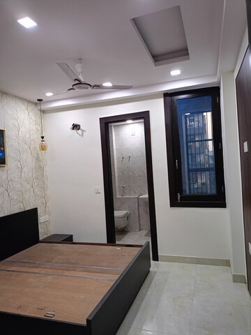 Bedroom in 2 BHK Builder Floor at Gyan Khand ii – for Sale