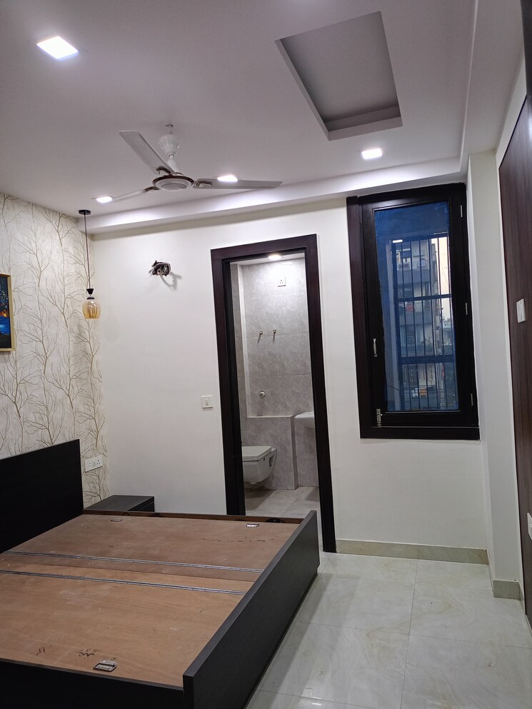 Bedroom, gyan khand ii 2 Bedroom 1000 Sq.Ft. Builder Floor In Gyan Khand ii Ghaziabad 9413278