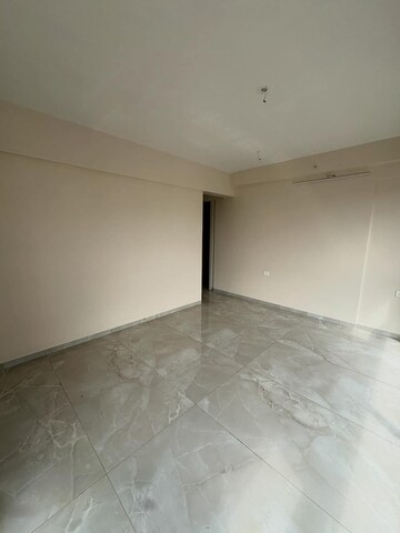 Living Room in 3 BHK Apartment at Chembur – for Rent