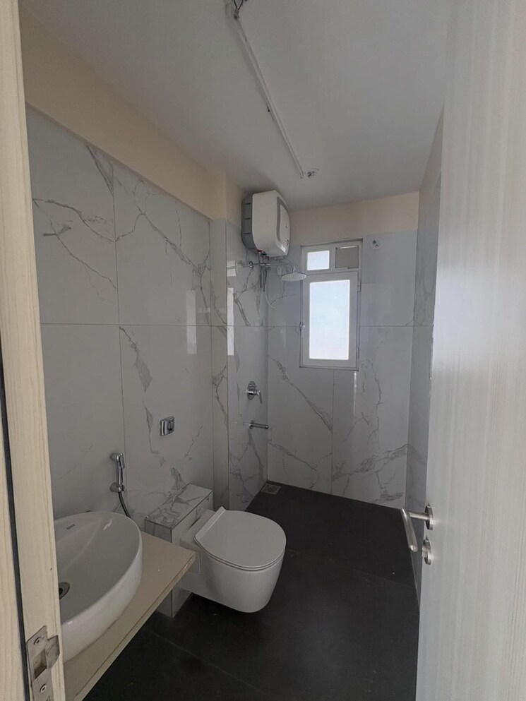 Bathroom, chembur 3 Bedroom 1430 Sq.Ft. Apartment In Chembur Mumbai 9413292