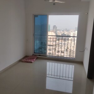 Room in 2 BHK Apartment at Dimple 19 North, Kandivali West – for Rent