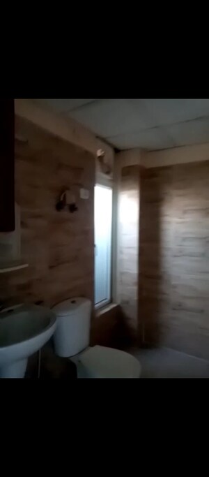 Bathroom in 3 BHK Apartment at Ajnara Le Garden, Sector 16b Greater Noida – for Sale