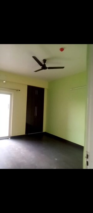Room in 3 BHK Apartment at Ajnara Le Garden, Sector 16b Greater Noida – for Sale