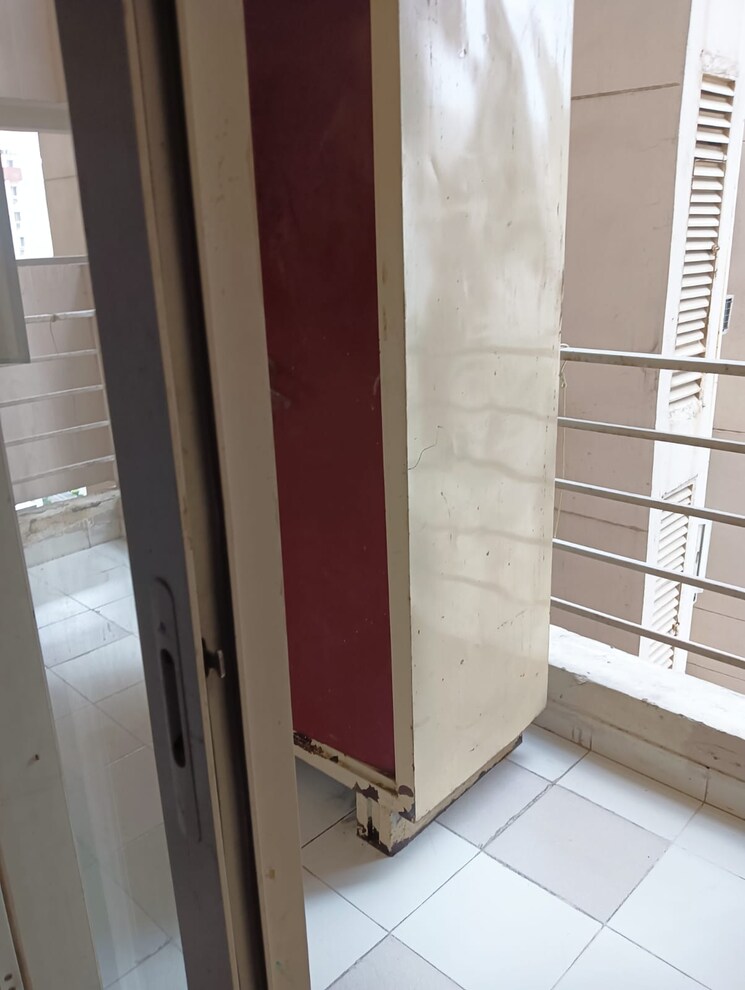 Balcony, paras-seasons 2 Bedroom 795 Sq.Ft. Apartment In Sector 168 Noida 9413411