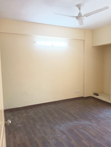 Room in 2 BHK Apartment at Paras Seasons, Sector 168 – for Sale