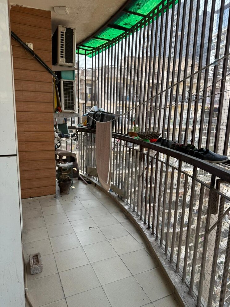 Balcony, niti khand i 3 Bedroom 1500 Sq.Ft. Builder Floor In Niti Khand I Ghaziabad 9413421