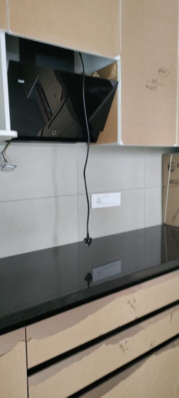 Furnished Amenities in 3 BHK Apartment at Peninsula Salsette 27, Byculla – for Sale