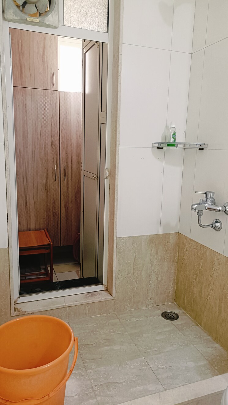 Bathroom, hiranandani-estate 2 Bedroom 1050 Sq.Ft. Apartment In Ghodbunder Road Thane 9413468