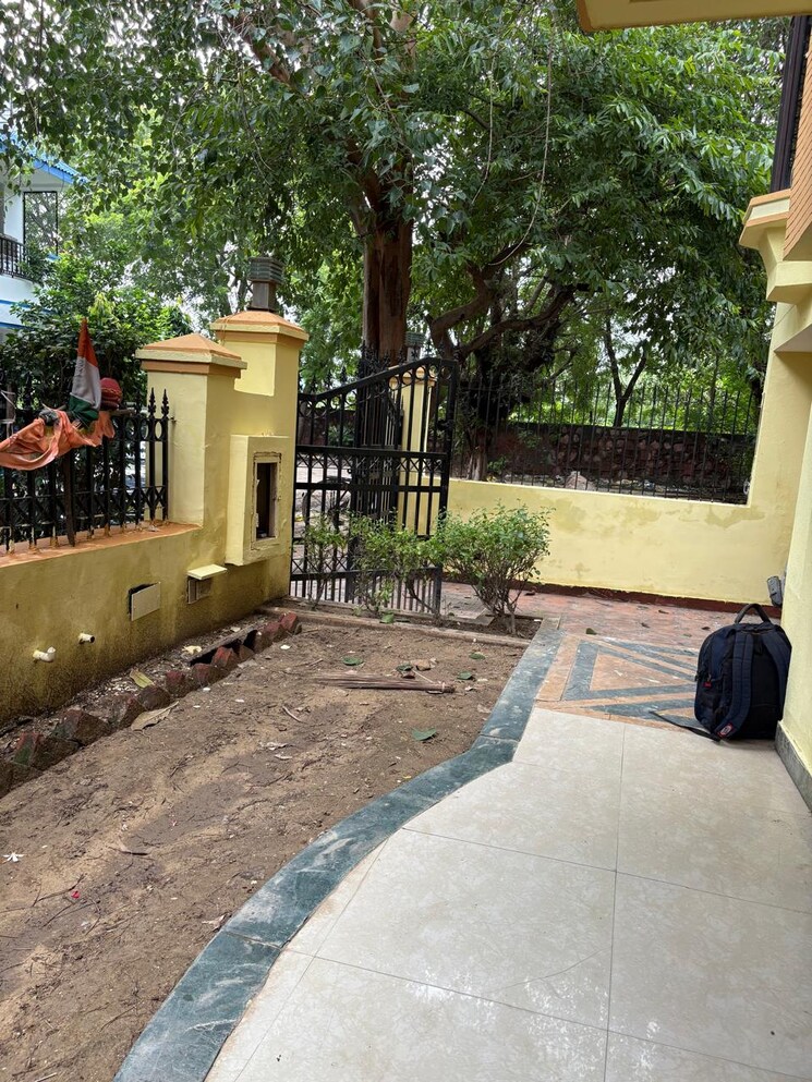 Exterior View, palam vihar 3.5 Bedroom 173 Sq.Yd. Independent House In Palam Vihar Gurgaon 9413419