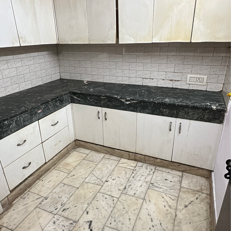 Kitchen, khirki extension 3 Bedroom 105 Sq.Yd. Builder Floor In Khirki Extension Delhi 9413495