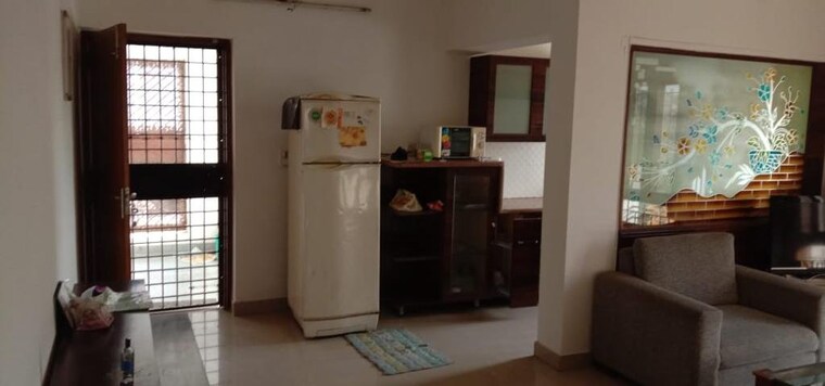 Other, vasant kunj 2 Bedroom 1100 Sq.Ft. Apartment In Vasant Kunj Delhi 9413400