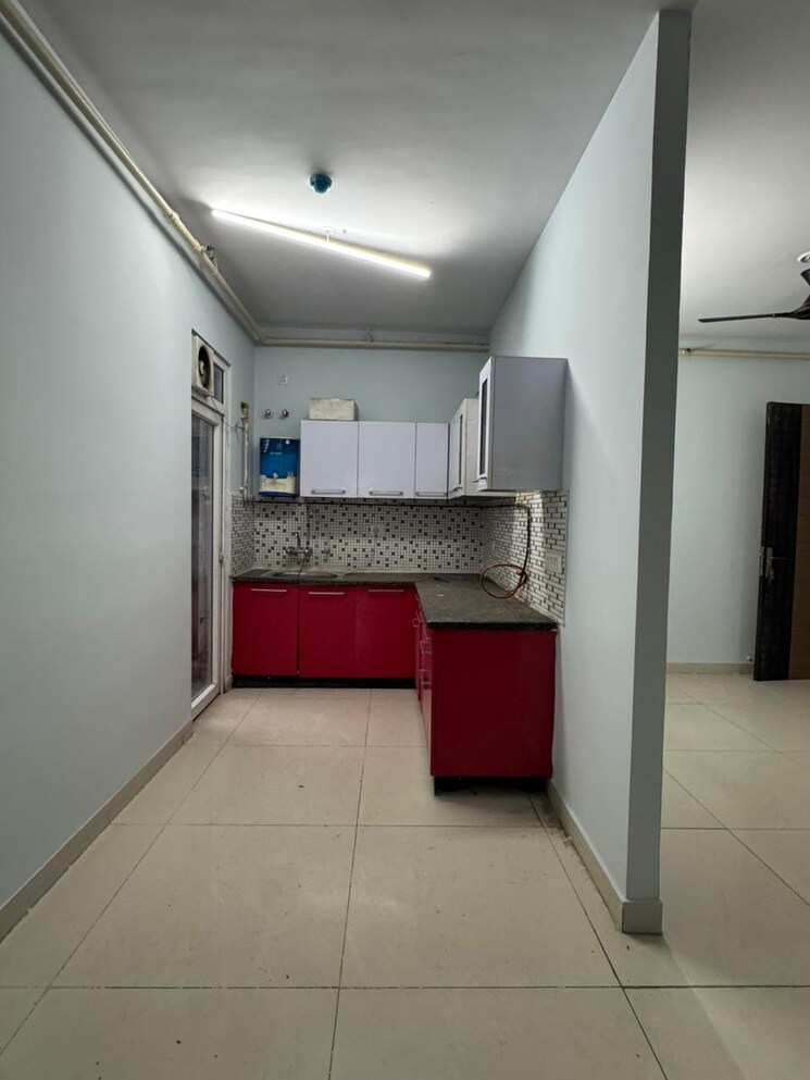 Kitchen, shakti khand iii 3 Bedroom 1433 Sq.Ft. Builder Floor In Shakti Khand Iii Ghaziabad 9413533