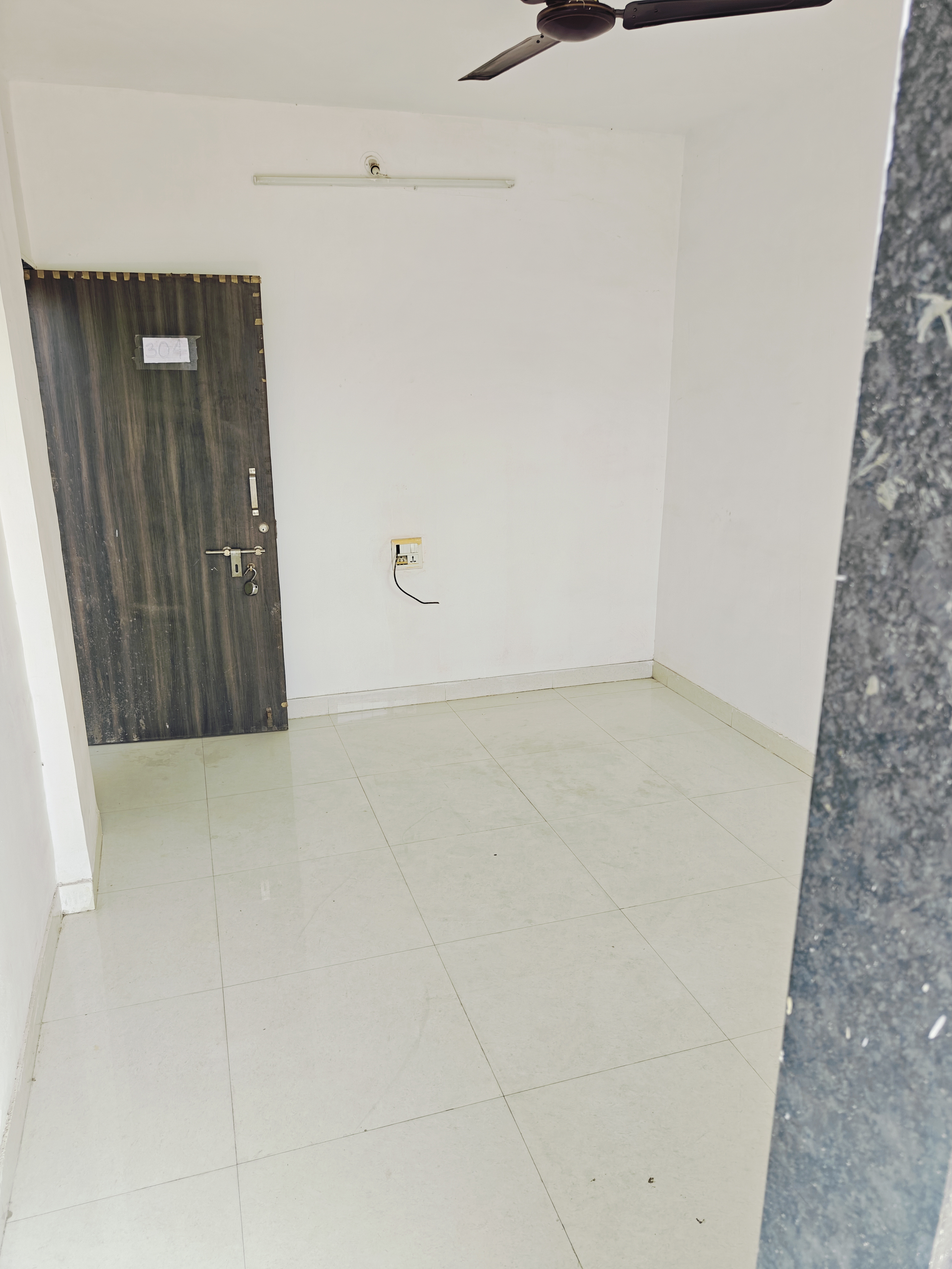 1 BHK 590 Sq.Ft. Apartment in Aple Ghar