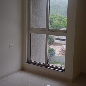 Room in 3 BHK Apartment at Godrej Emerald, Gaimukh Gaon – for Rent