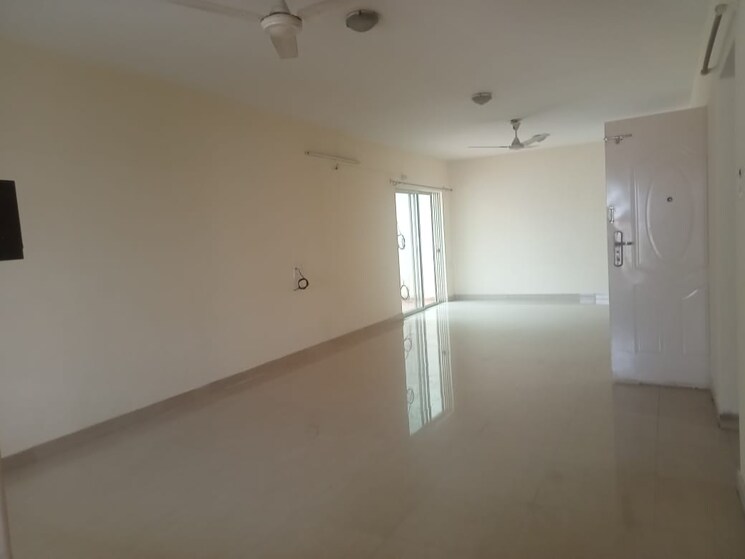 Room, pristine-zircon 3 Bedroom 1500 Sq.Ft. Apartment In Viman Nagar Pune 9413558
