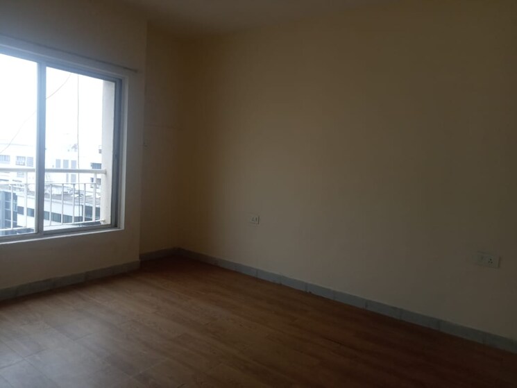 Room, pristine-zircon 3 Bedroom 1500 Sq.Ft. Apartment In Viman Nagar Pune 9413558