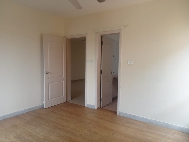 Room, pristine-zircon 3 Bedroom 1500 Sq.Ft. Apartment In Viman Nagar Pune 9413558