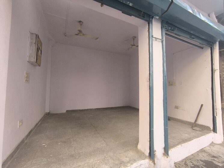 Exterior View, bindapur Commercial Shop 202 Sq.Ft. In Bindapur Delhi 9413572
