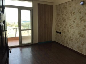 Room in 3 BHK Builder Floor at Shakti Khand iv – for Sale