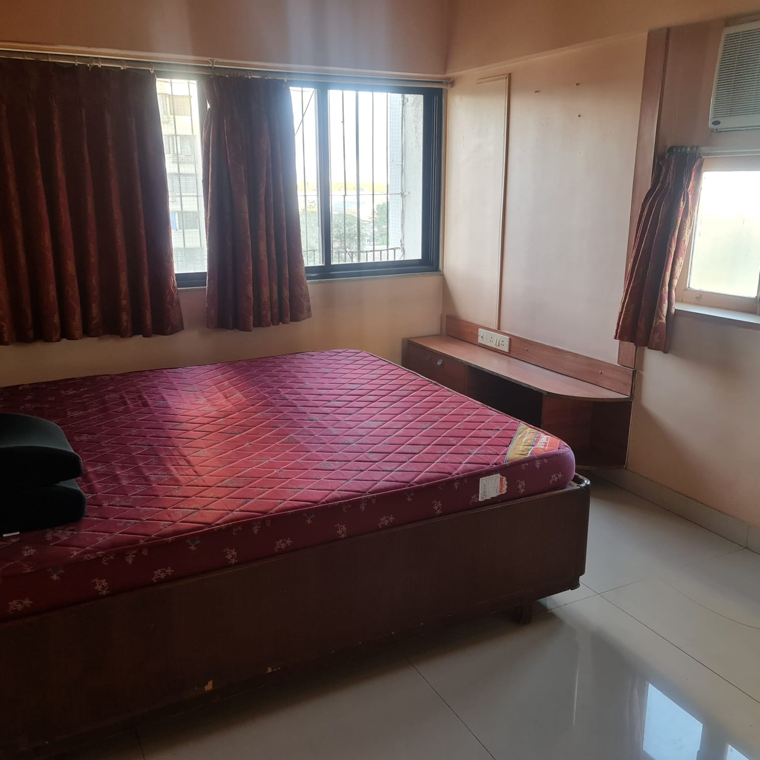 2 BHK + Pooja Room Apartment For Rent in Prabhadevi
