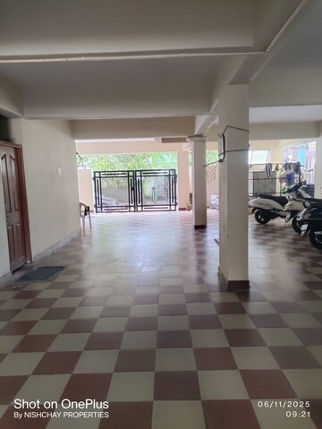 Parking in 1 RK Independent House at Hbr Layout – for Rent