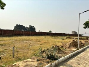  Plot For Sale in A-Zone