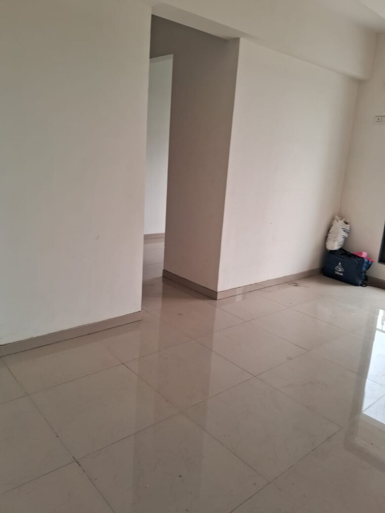 Room, regency-estate 1 Bedroom 425 Sq.Ft. Apartment In Dombivli East Thane 9413668