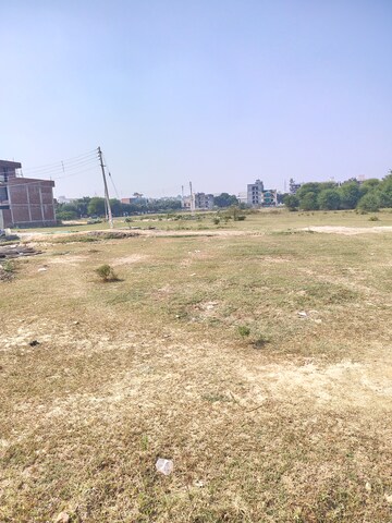  Plot For Sale in Sector 75