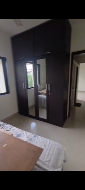 Room in 1 BHK Apartment at Sonam Golden Nest Phase XVI, Mira Road – for Sale
