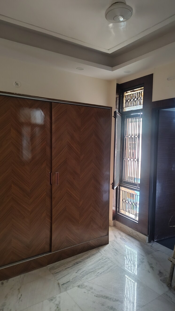 Room, sg-oasis 3 Bedroom 1665 Sq.Ft. Apartment In Vasundhara Sector 2b Ghaziabad 9414105