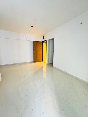 Room in 2.5 BHK Apartment at Lodha Codename Premier, Dombivli East – for Rent