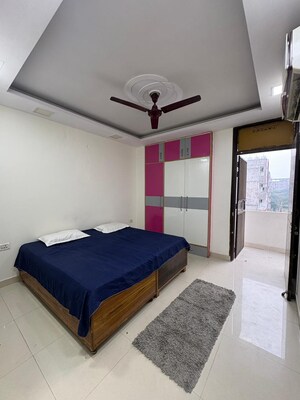 Bedroom in 2 BHK Builder Floor at Sector 43 – for Rent