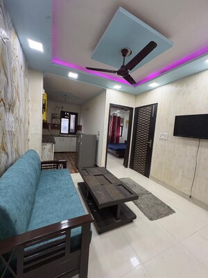 Living Room in 2 BHK Builder Floor at Sector 43 – for Rent