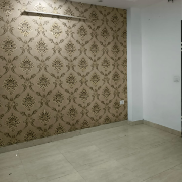 Room in 2 BHK Builder Floor at Shakti Khand Iii – for Rent