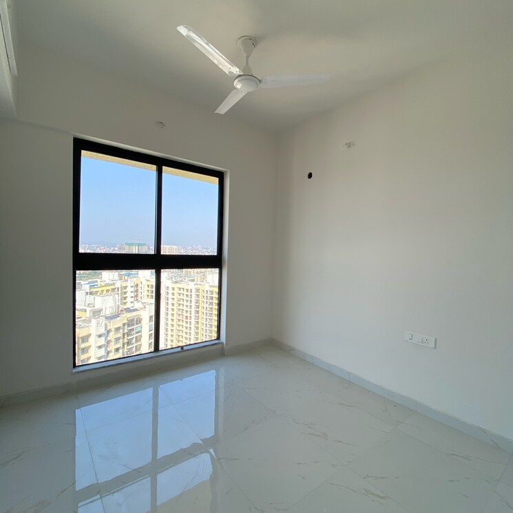 Room, runwal-gardens-phase-3 2 Bedroom 585 Sq.Ft. Apartment In Kalyan Shilphata Road Thane 9414401