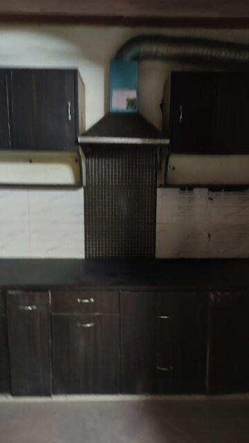 Bathroom in 3 BHK Apartment at Ajnara Pride, Vasundhara Sector 4 – for Rent