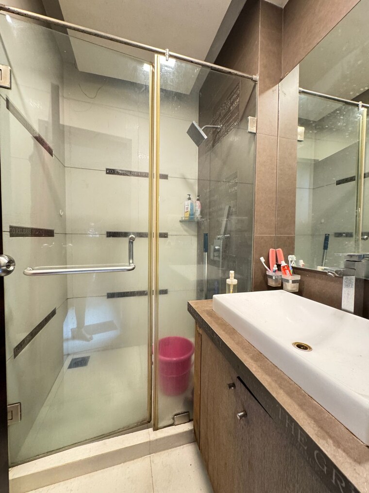 Kitchen, oberoi-realty-woods 3 Bedroom 1820 Sq.Ft. Apartment In Goregaon East Mumbai 9414910