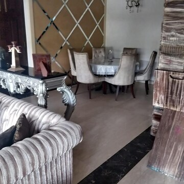 Living Room in 2 BHK Apartment at Greater Kailash ii – for Rent
